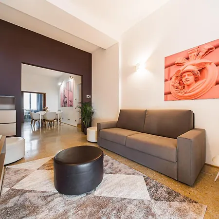 Immobo Domus - Piazza Maggiore View Apartment *